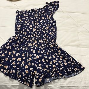 VICI one shoulder romper